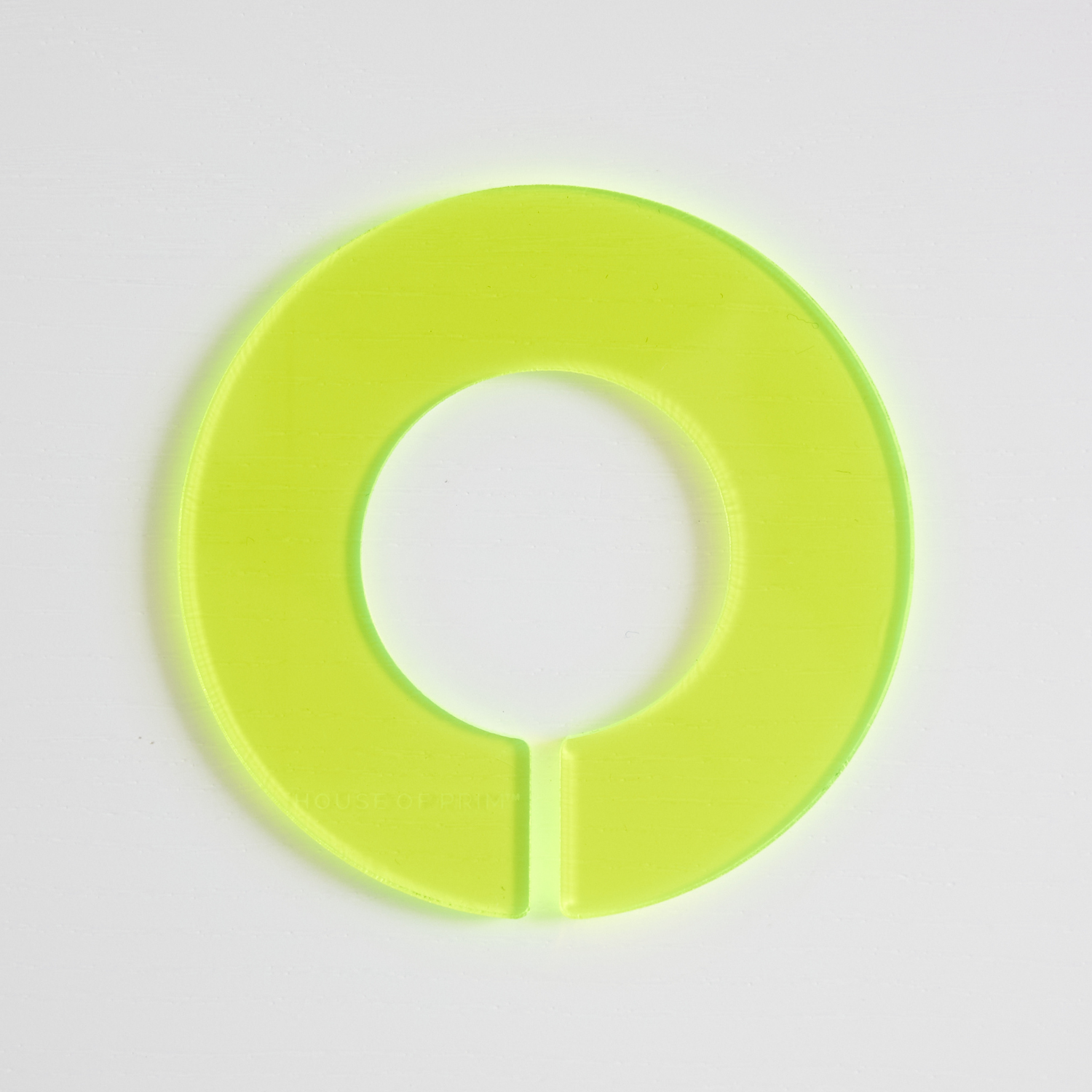 Tennis | Circular Divider + Label
