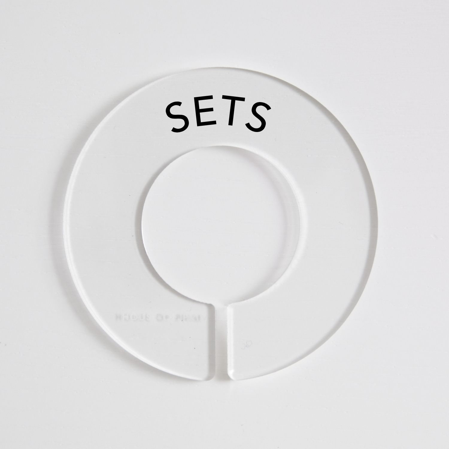 Formalwear & Sets | Circular Divider + Label