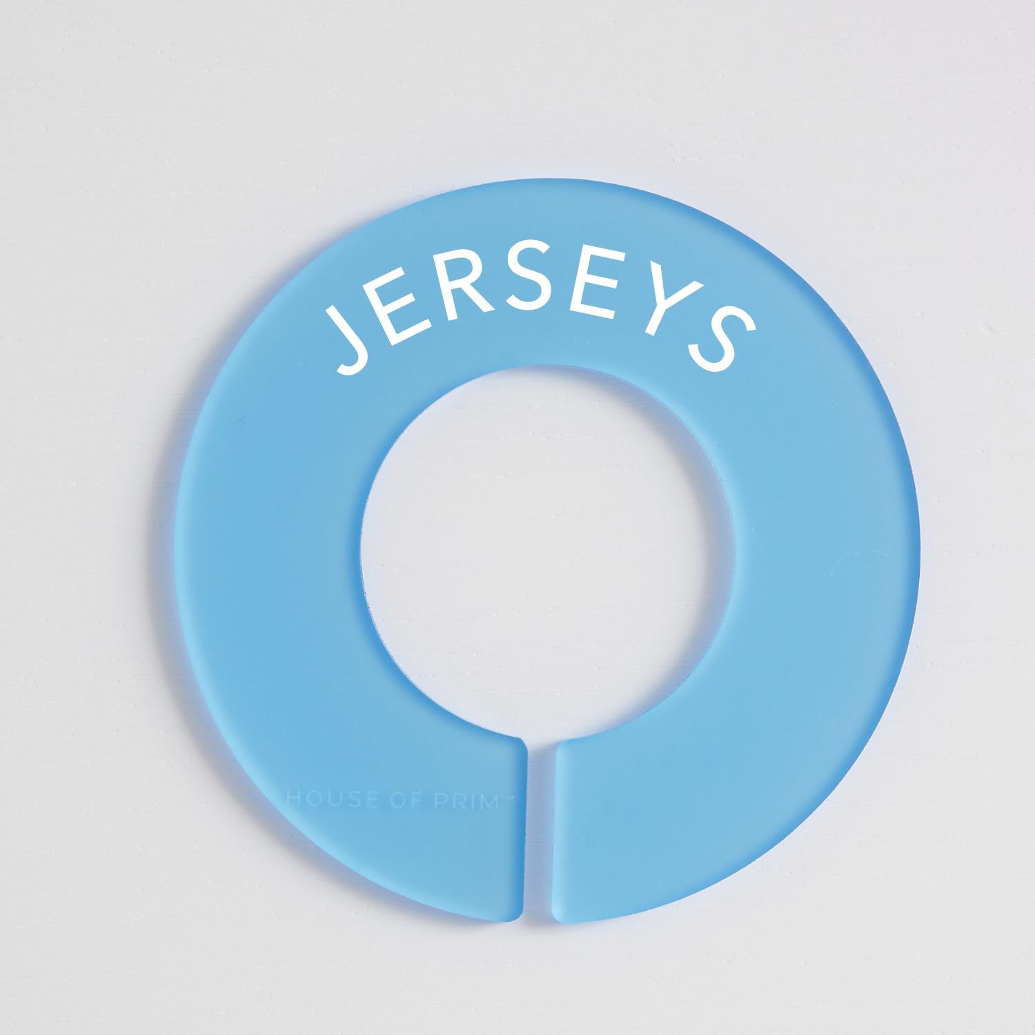 Tops | Circular Divider + Label