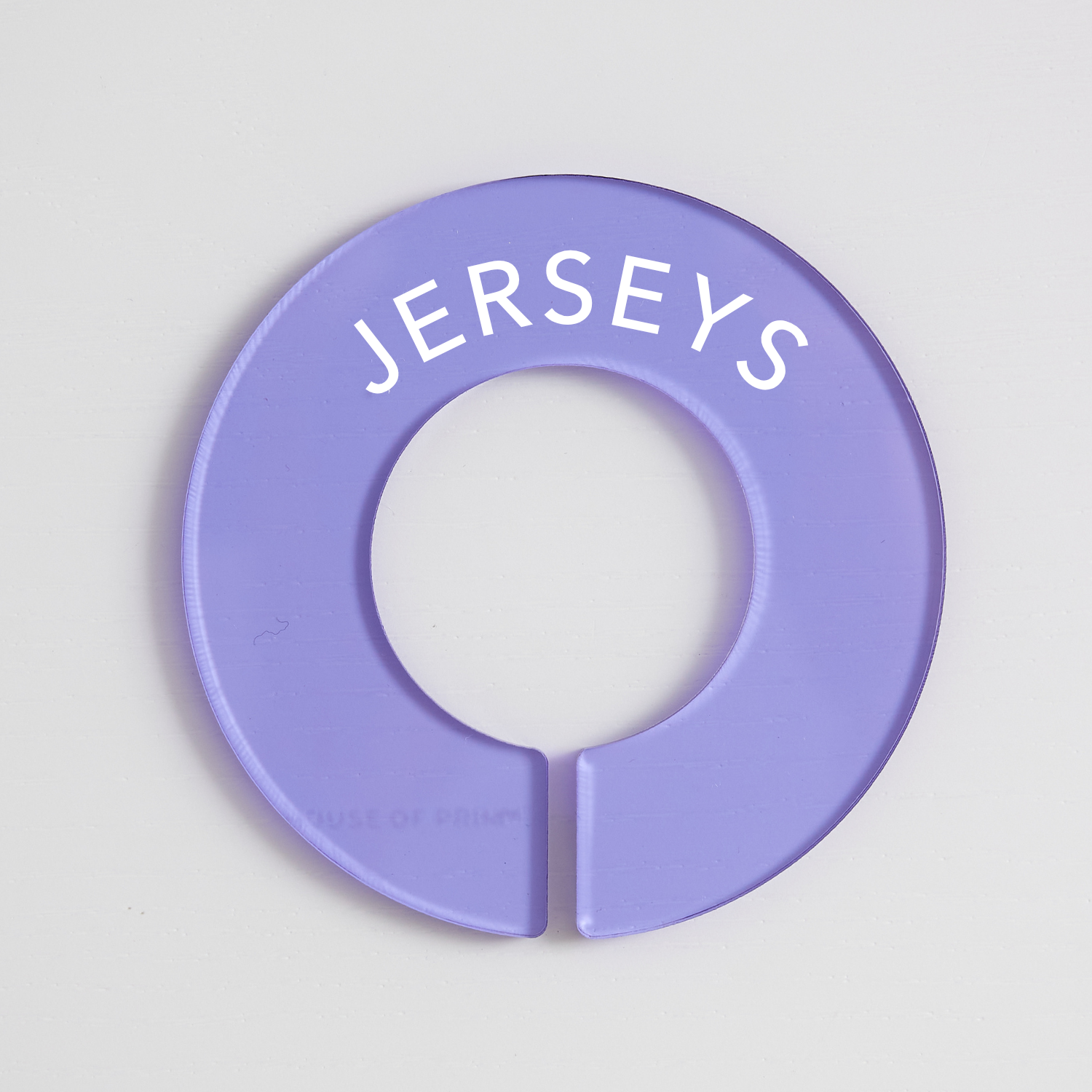 Tops | Circular Divider + Label