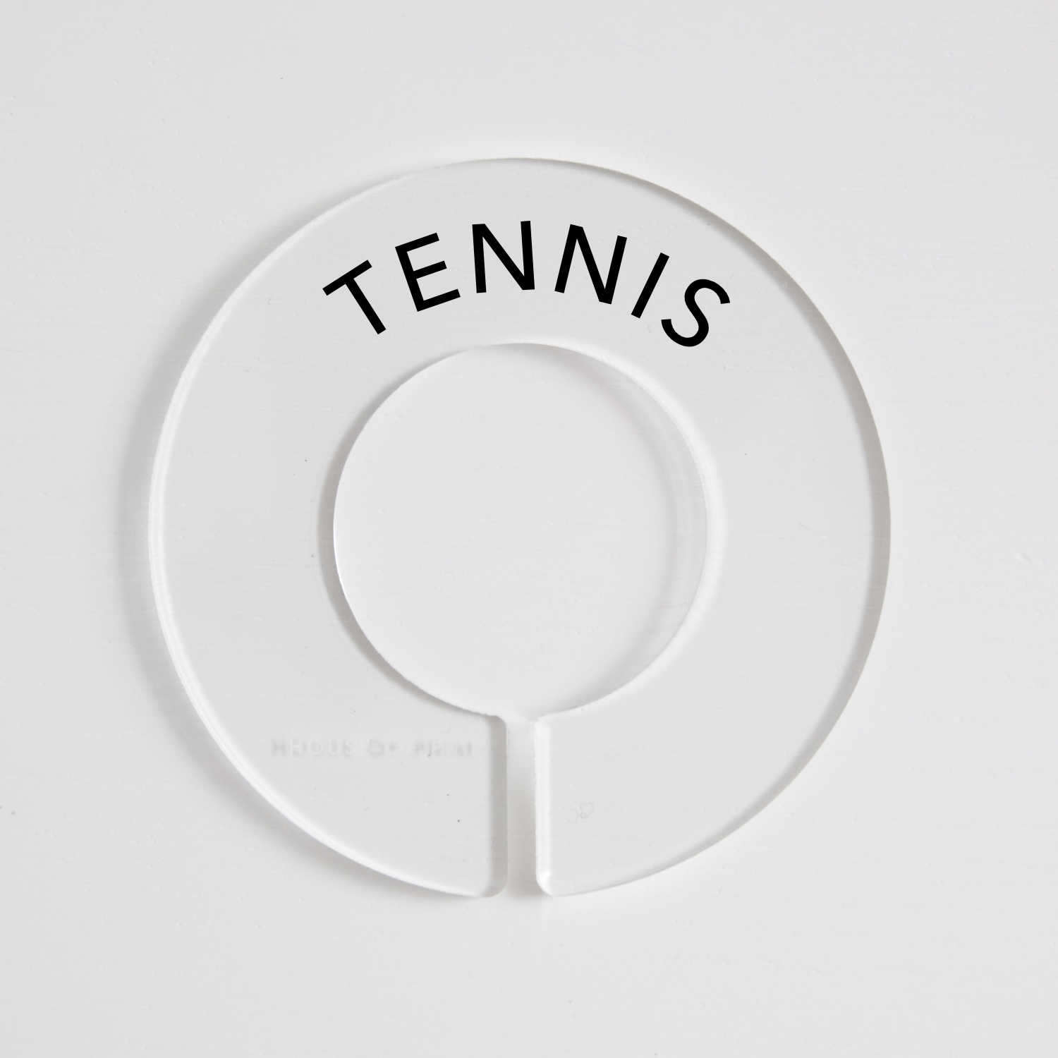 Tennis | Circular Divider + Label